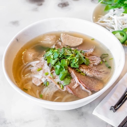 <strong>Phở Combo </strong>(3 Meat)